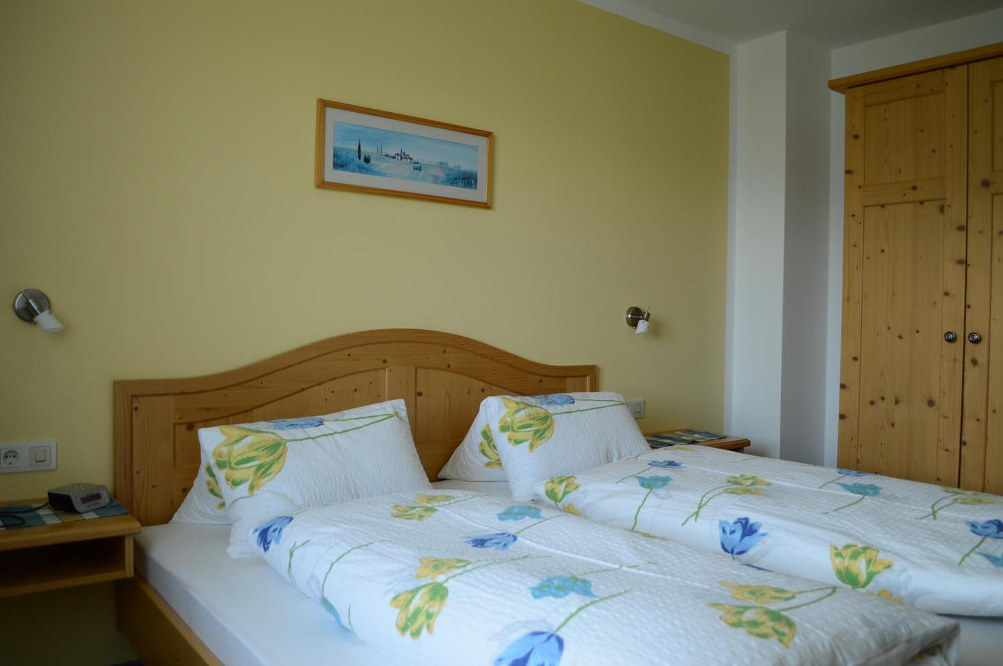 Apartmenthaus Oberlehen アプテナウ エクステリア 写真