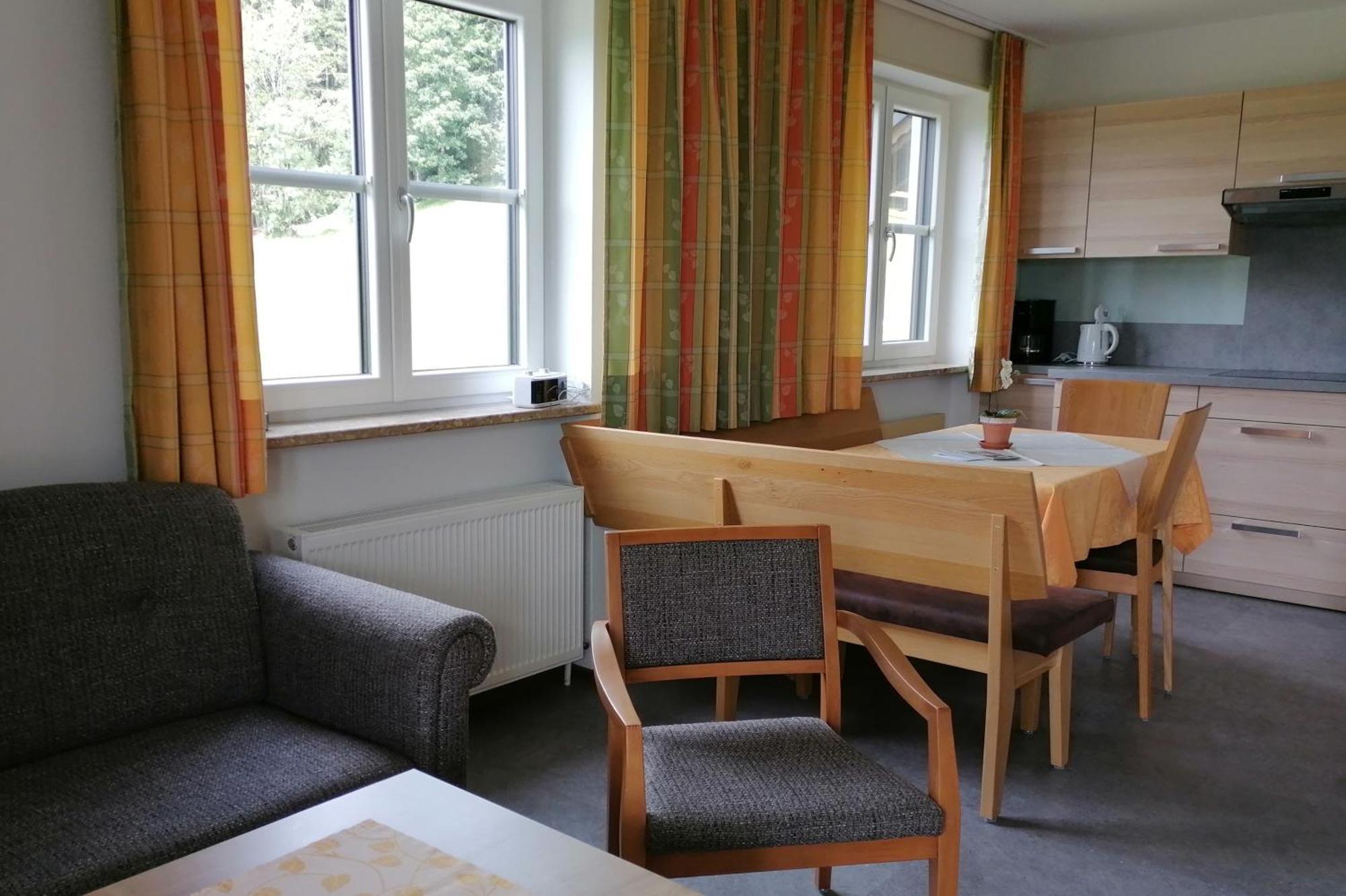 Apartmenthaus Oberlehen アプテナウ エクステリア 写真