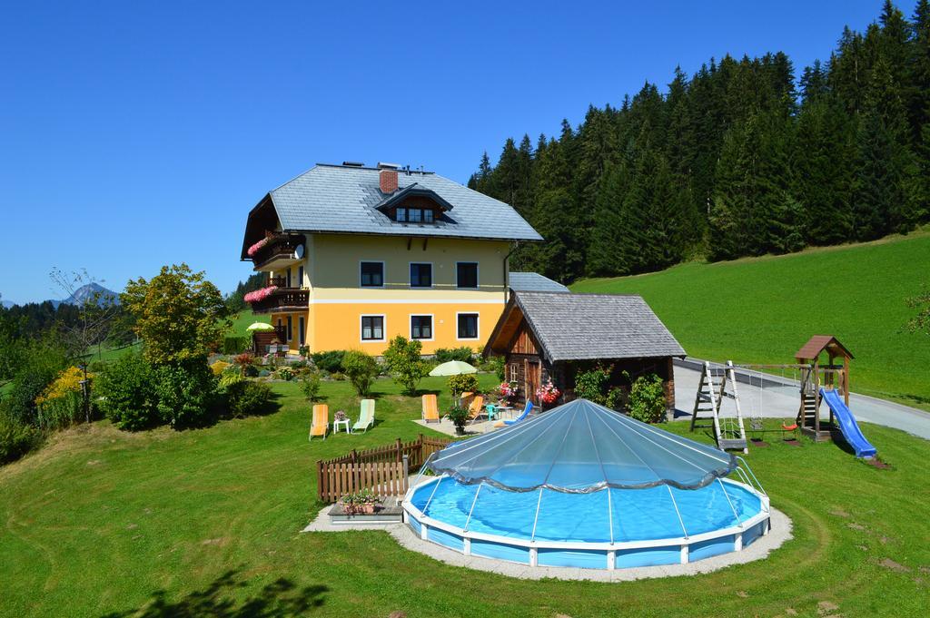 Apartmenthaus Oberlehen アプテナウ エクステリア 写真