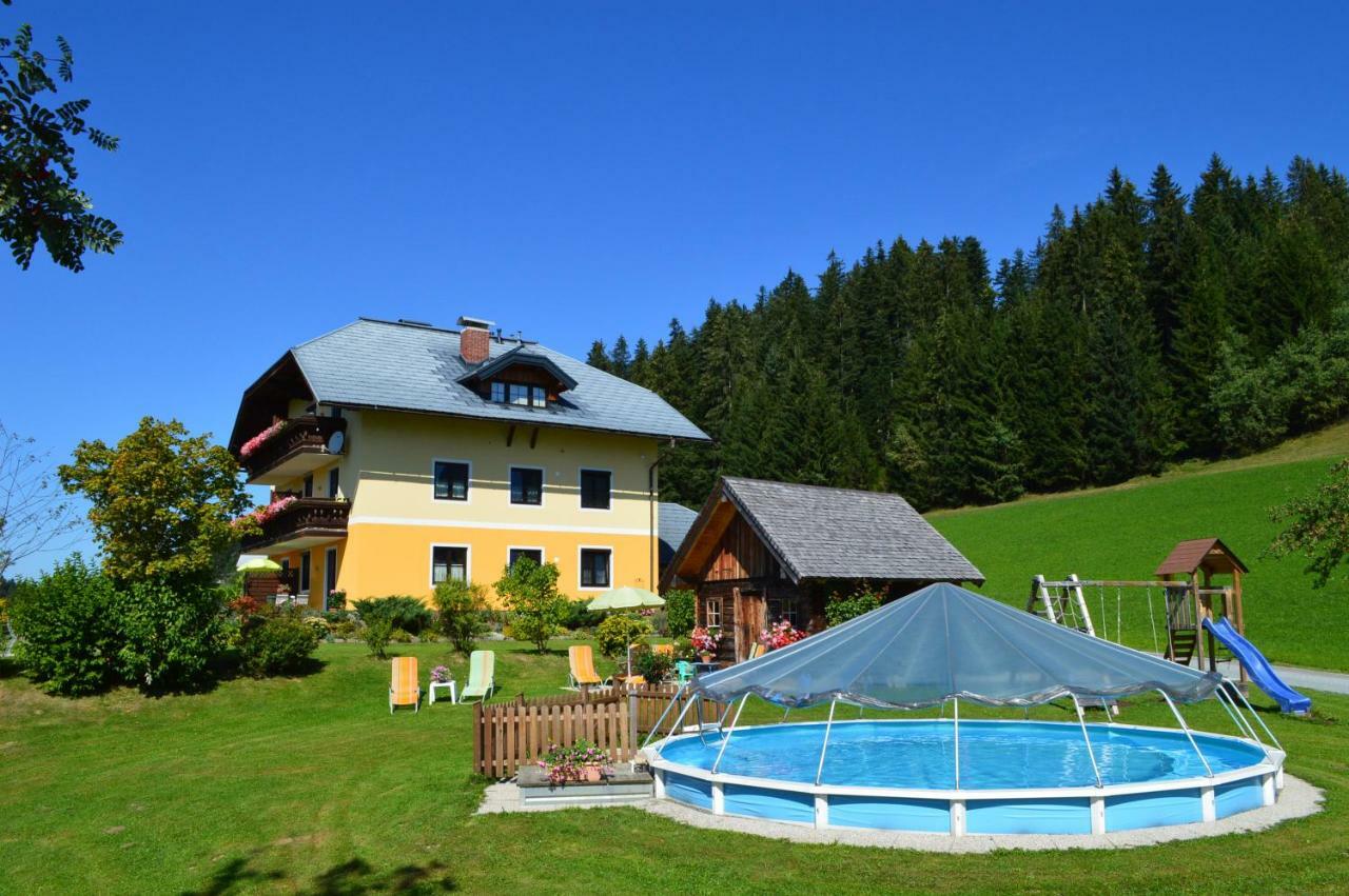 Apartmenthaus Oberlehen アプテナウ エクステリア 写真